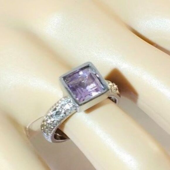 Amethyst Rose de France Ring 1.8 Carats  Stainless Steel Size 7 - Picture 4 of 5